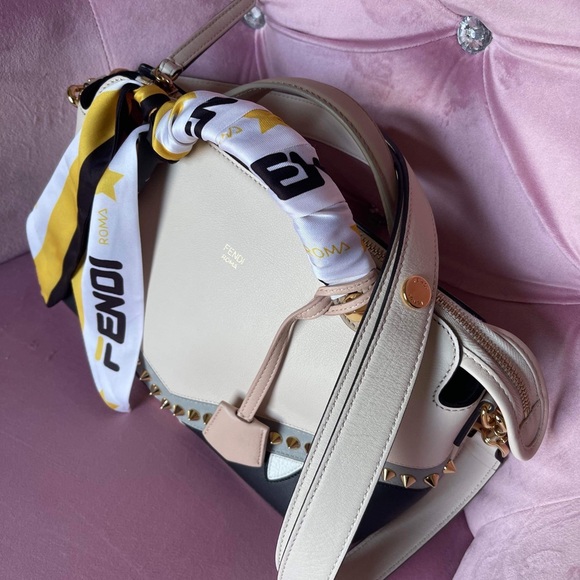 FENDI Authentic - Picture 2 of 5